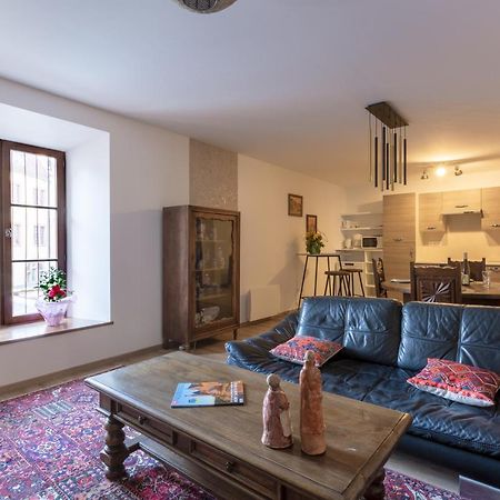 Le Rhenanus Jacques Taurellus - Appartement Duplex Au Calme - Centre Ville - Parking Gratuit Sélestat Kültér fotó